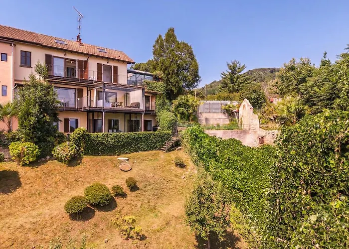 Villa Arona